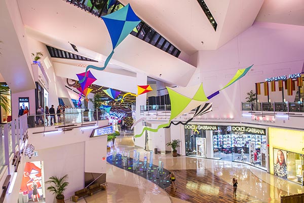 The Crystals Mall in Las Vegas boasts 500,000 sq ft of retail space, gourmet restaurants, shops and galleries.