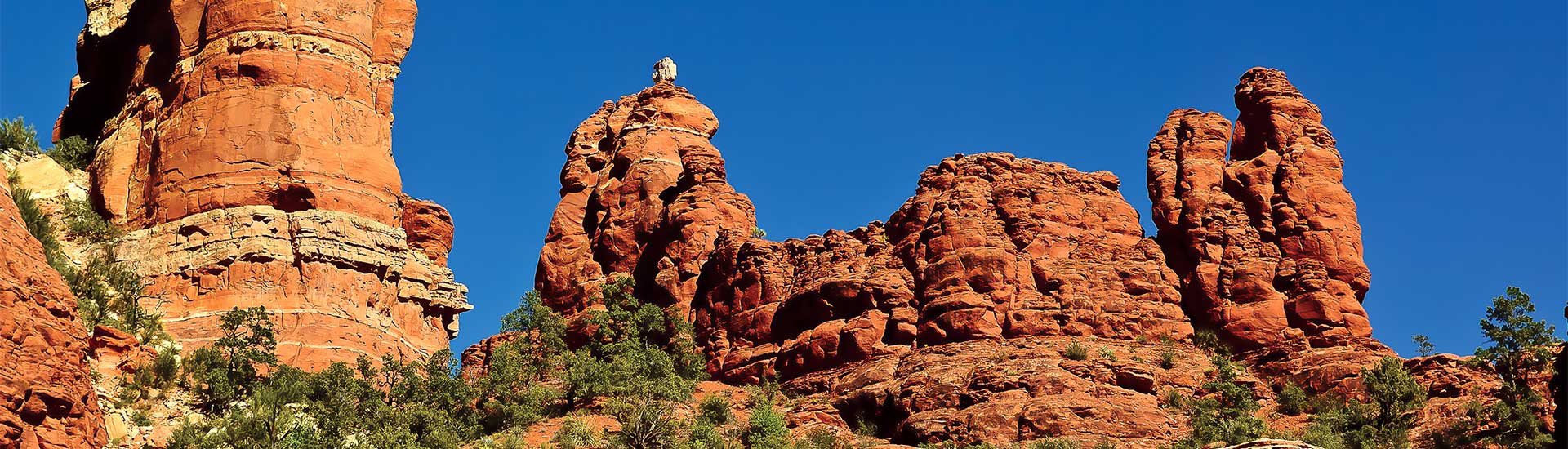 Close-up view of Snoopy Rock as seen from Uptown Sedona, Pink Jeep Tours Scenic Sedona Chapel Bells tour.